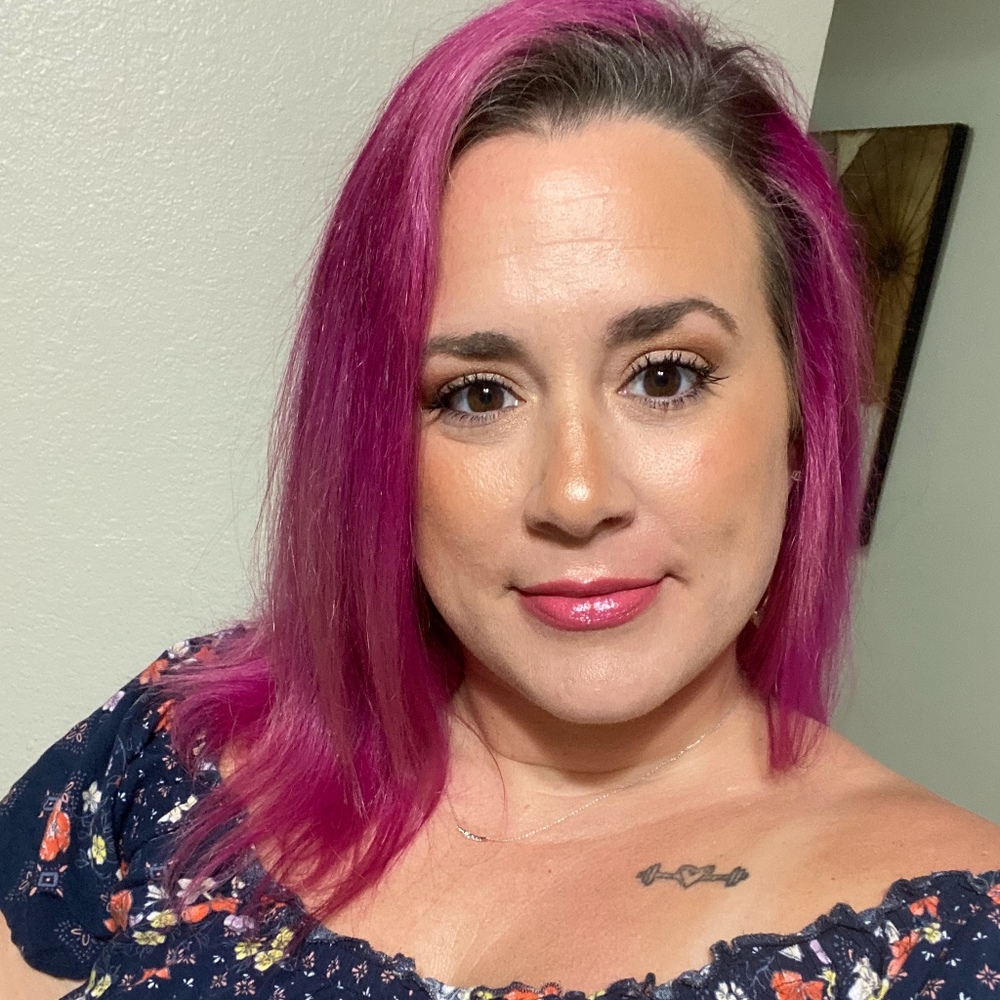 Meet your Posher, Dana